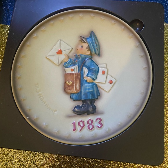 GOEBEL Frm GERMANY COLLECTOR's HANDPAINTED POSTMAN 1983 CERAMIC PLATE RARE